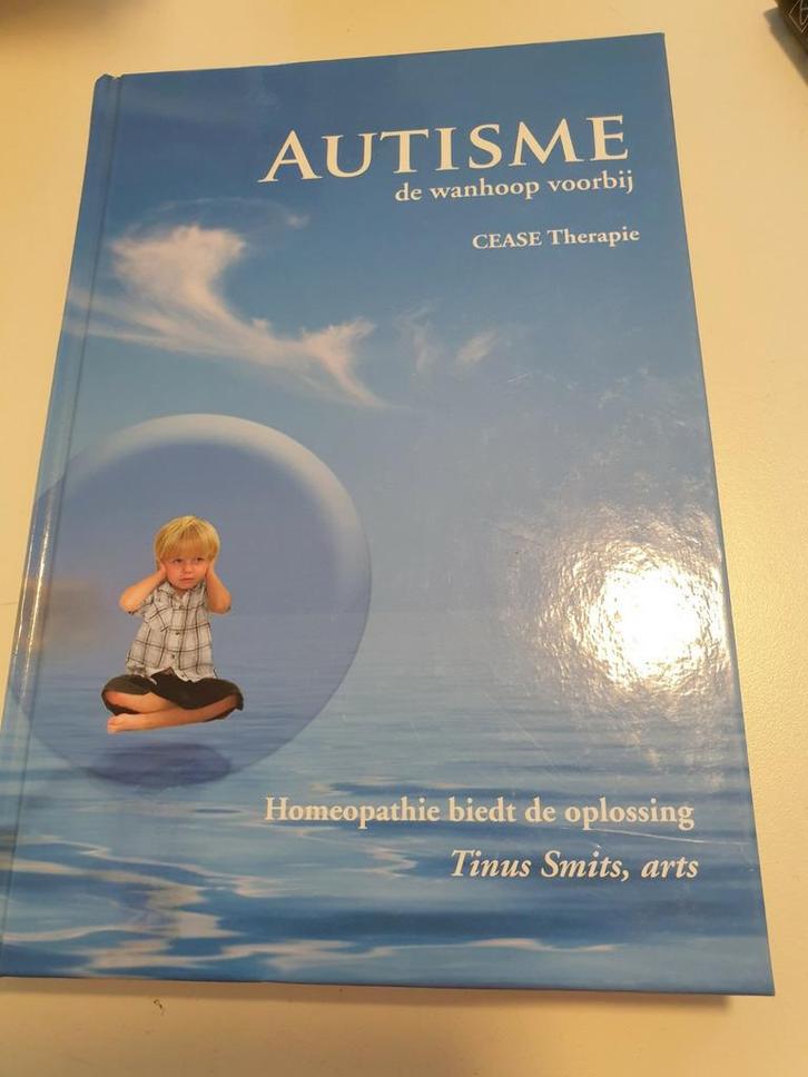 Tinus Smits - cease therapie AUTISME de wanhoop voorbij, Boeken, Wetenschap, Zo goed als nieuw, Ophalen of Verzenden