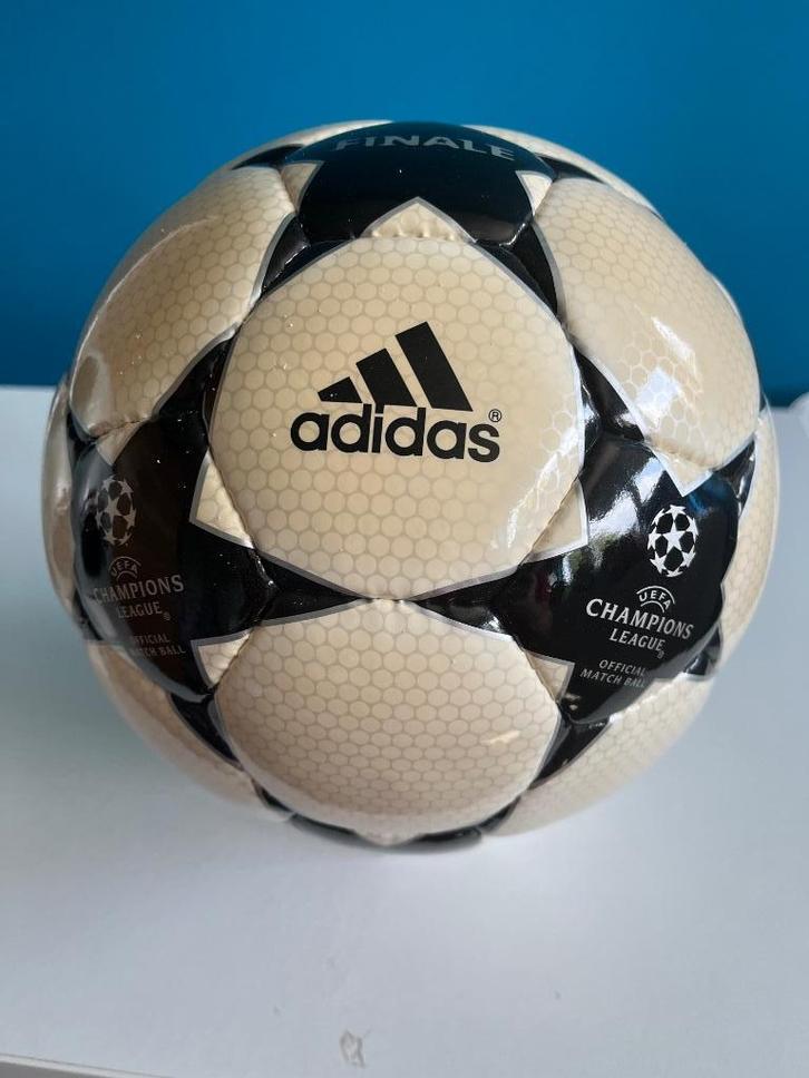 Champions League Finale bal, Verzamelen, Sportartikelen en Voetbal, Zo goed als nieuw, Overige typen, Ophalen of Verzenden