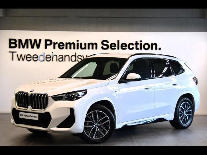 BMW Serie X X1 M PACK TREKHAAK CAMERA ADAP. L, Auto's, BMW, Bedrijf, X1, Adaptieve lichten, Airbags, Airconditioning, Alarm, Bluetooth