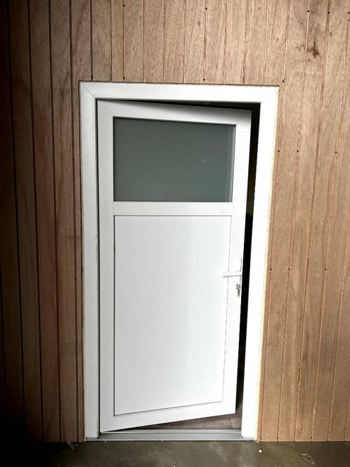 Liquidatie - PVC-servicedeuren tegen de beste prijzen, Doe-het-zelf en Bouw, Glas en Ramen, Nieuw, Overige typen, Dubbelglas, Ophalen of Verzenden