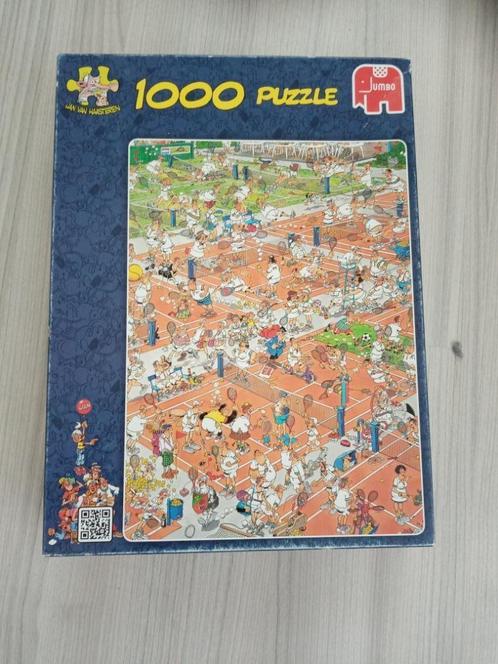 puzzle Jan Van Haasteren (Tennisveld), Hobby & Loisirs créatifs, Sport cérébral & Puzzles, Comme neuf, Puzzle, 500 à 1500 pièces