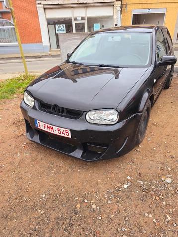 MOUSCRON, Autos, Entreprise, Achat, Golf