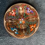 Handgemaakte decoratieve schotel, kleurrijk bloemmotief., Enlèvement, Comme neuf