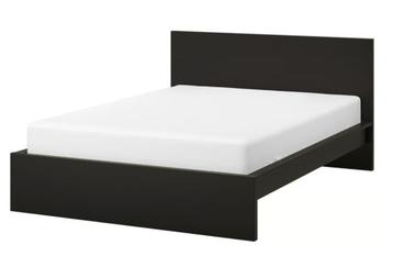 tweepersoonsbed met lattenboden en matras 140x200 beschikbaar voor biedingen