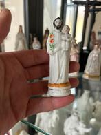 Statue de saint en porcelaine du XIXe siècle, Enlèvement ou Envoi