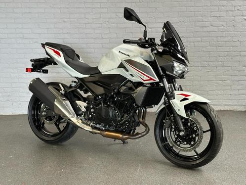 Kawasaki - z400 - Moto Center Mertens, Motoren, Motoren | Kawasaki, Bedrijf, Naked bike, 12 t/m 35 kW, 2 cilinders, Ophalen