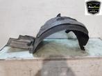 BINNENSPATSCHERM Porsche Panamera (971G) (01-2016/12-2023), Gebruikt, Porsche, Spatbord