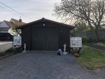 Tuinhuis / garage te koop beschikbaar voor biedingen