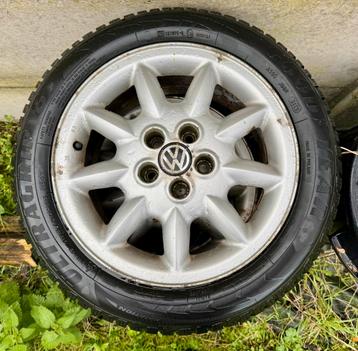 Velgen + winterbanden 185-60 R15 84T beschikbaar voor biedingen