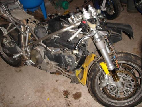Achète toute Ducati accidentée, en panne, moteur cassé ..., Motoren, Motoren | Ducati, Particulier, Naked bike, meer dan 35 kW