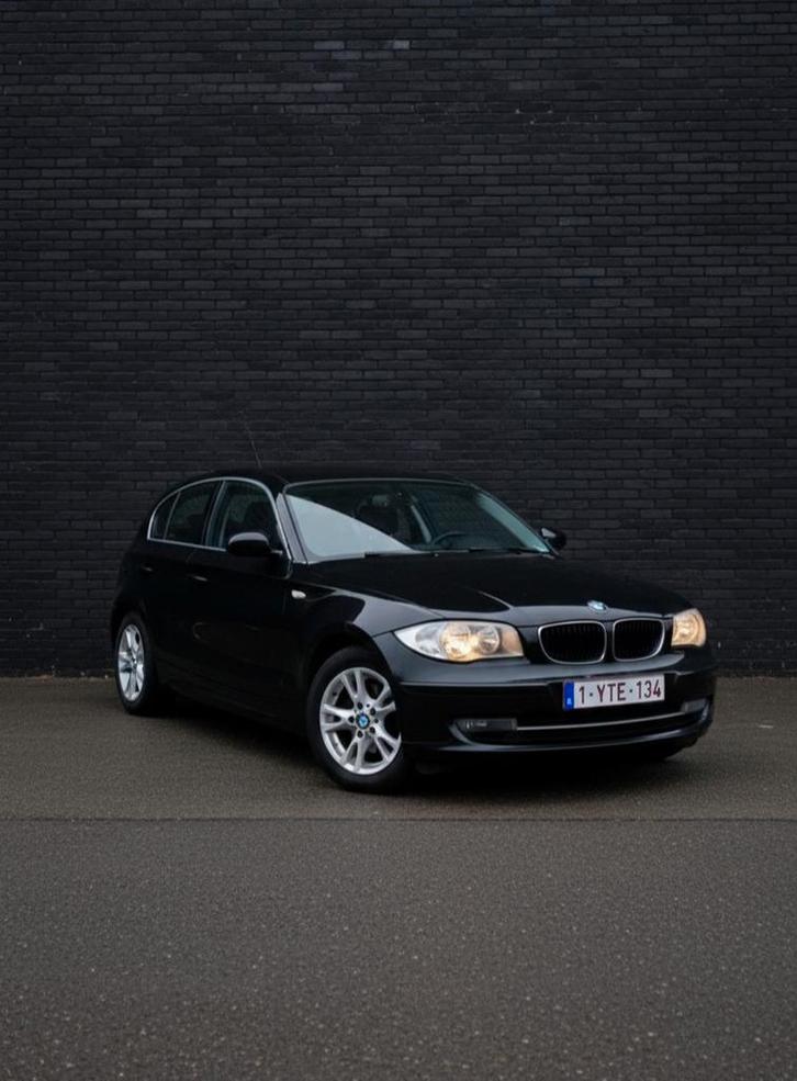 BMW 118 D AUTOMATIC, Auto's, BMW, Bedrijf, Te koop, 1 Reeks, Diesel, Automaat, Dealer onderhouden, Onderhoudsboekje, Ophalen