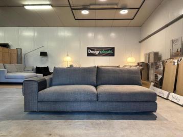 Minotti Hamilton Bank Grijs – NP: €6.000 beschikbaar voor biedingen
