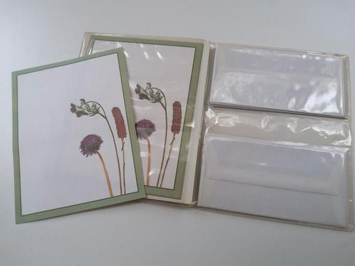 Luxe briefpapier met bijhorende enveloppen., Diversen, Papierwaren, Nieuw, Ophalen of Verzenden