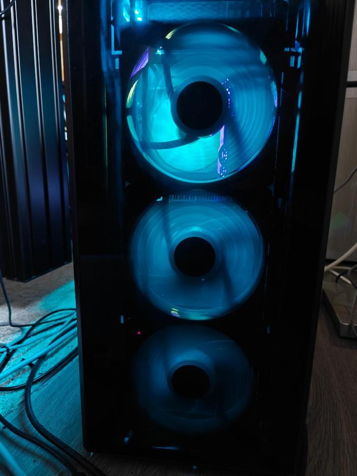 Gaming pc ryzen 5600 RTX 3070 + 32" scherm, Computers en Software, Desktop Pc's, Gebruikt, HDD, SSD, 16 GB, Met videokaart, Met monitor