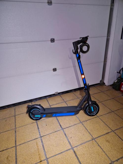 Elektrische step Ninebot Max G30 D Gen2 45km/h, Fietsen en Brommers, Steps, Zo goed als nieuw, Ophalen