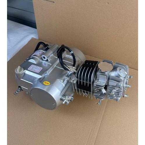 Madmunk 125cc motorblok zilver - Manueel, Fietsen en Brommers, Brommeronderdelen | Algemeen, Nieuw, Blok, Ophalen of Verzenden