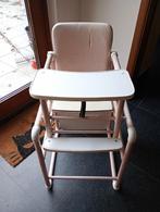 Chaise bébé avec table GRATUITE, Enfants & Bébés, Enlèvement