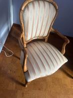 Antieke armstoel, Ophalen