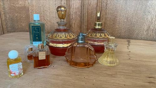 Lot parfum flesjes oud glas boom handpainted Belgium, Antiek en Kunst, Antiek | Glaswerk en Kristal, Ophalen