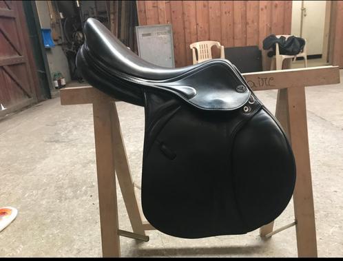 Zadel Prestige, Dieren en Toebehoren, Paarden en Pony's | Zadels, Gebruikt, Springen, Ophalen