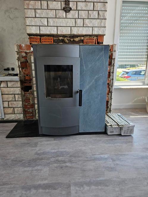 Kachel hout en pellet Rika INduo Combo, Huis en Inrichting, Kachels, Zo goed als nieuw, Vrijstaand, Pelletkachel, Hout, Ophalen