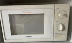 Daewoo witte magnetron, Ophalen, Gebruikt, Tussenbouw, Microgolfoven