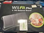 Wii Fit Plus et Divers accessoires Wii, Consoles de jeu & Jeux vidéo, Enlèvement ou Envoi, Utilisé