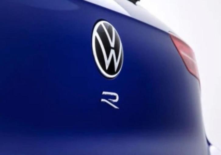 Logo de coffre Volkswagen R chrome, Auto diversen, Tuning en Styling, Verzenden