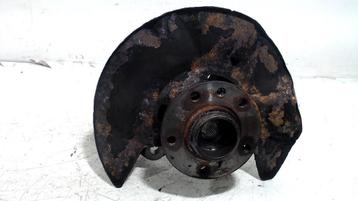 MOYEU DE ROUE AVANT GAUCHE Volkswagen Transporter T5, Utilisé, Volkswagen