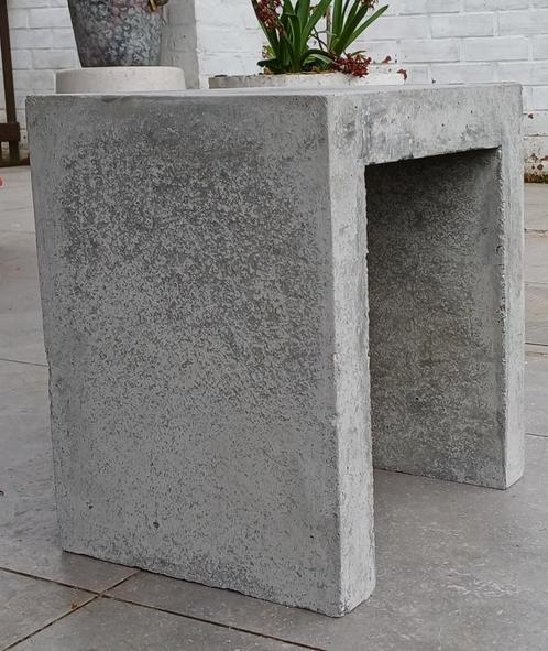 Betonnen bankje, Tuin en Terras, Tuinbanken, Nieuw, Overige materialen, Ophalen