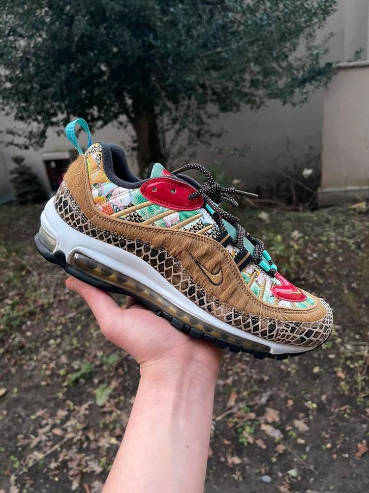 Nike Air Max 98 « Chinese New Year », Vêtements | Hommes, Chaussures, Neuf, Baskets, Enlèvement