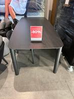 Tuintafel Orso, Enlèvement