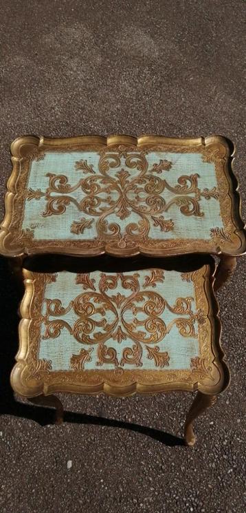 Tables basses gigognes beschikbaar voor biedingen