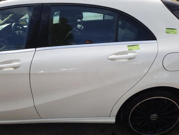 Portier 4Deurs links-achter van een Mercedes A-Klasse (650) beschikbaar voor biedingen