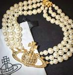 Vivienne Westwood parelketting goudkleurig met orb hanger, Bijoux, Sacs & Beauté, Neuf, Enlèvement ou Envoi, Or, Autres matériaux