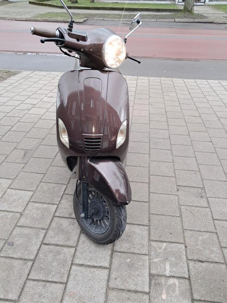 Toscana A-klasse, Vélos & Vélomoteurs, Vélomoteurs & Scooters bridés, Enlèvement