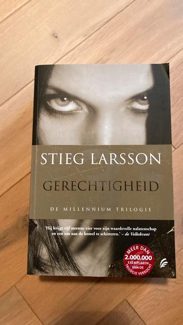 Stieg Larsson- Gerechtigheid beschikbaar voor biedingen
