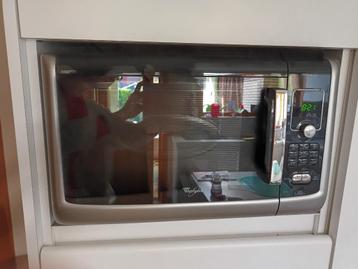 Vrijstaande microgolfoven met crispfunctie, Elektronische apparatuur, Microgolfovens, Ophalen, Gebruikt, Microgolfoven, Draaiplateau