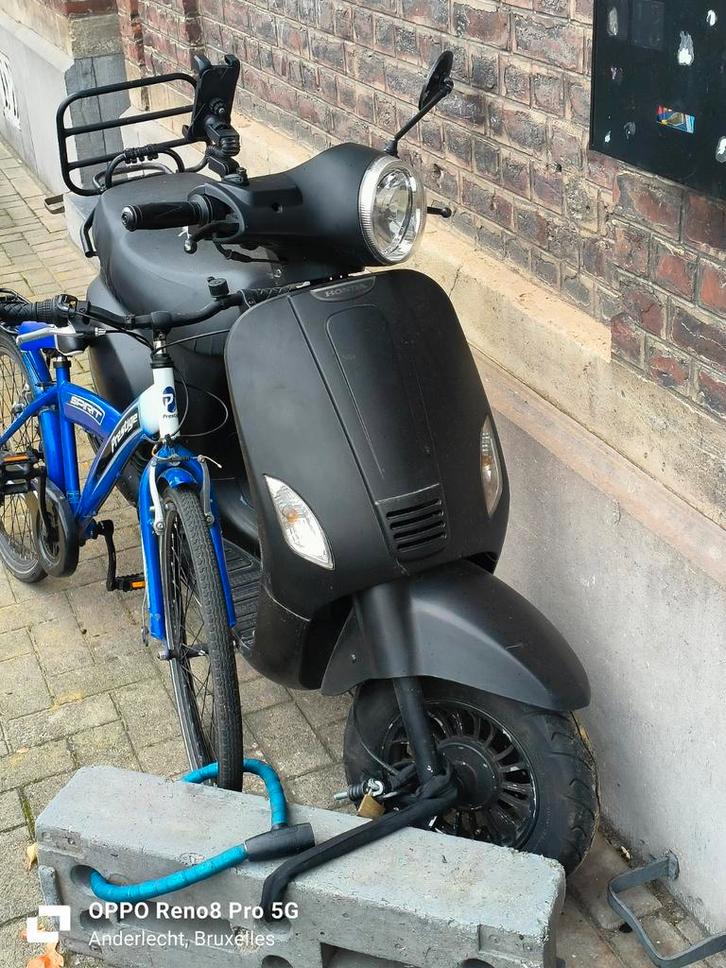 neco Azzuro 49cc année 2023 sans permis B, Fietsen en Brommers, Snorfietsen en Snorscooters, Gebruikt, Ophalen of Verzenden