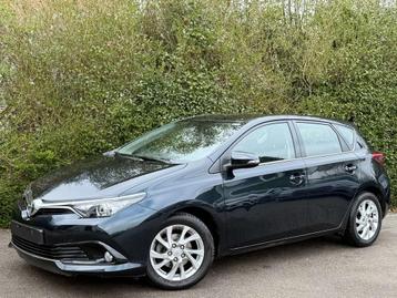 Toyota Auris 1.33i VVT-i+NAVI+CAMERA+CARNET+JANTES+EURO 6B beschikbaar voor biedingen