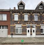 Gezellige rijwoning met 3 slaapkamers en tuin te centrum Roe, Immo, Huizen en Appartementen te koop, 200 tot 500 m², Roeselare