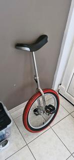 Monocycle, Fietsen en Brommers, Ophalen