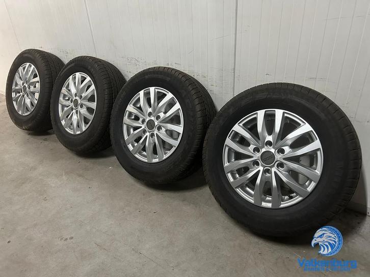 Nieuwe Iveco Daily 16 inch velgen 6x125 zomerbanden 225/65R1, Auto-onderdelen, Banden en Velgen, Banden en Velgen, Zomerbanden