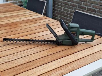 Heggenschaar Black & Decker GT-221 beschikbaar voor biedingen