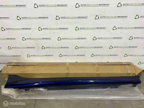 M Sideskirt Rechts BMW 2 Serie F46 LCI M-PAKKET 51778058860, Auto-onderdelen, Carrosserie, Gebruikt, Ophalen of Verzenden