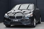 BMW 216 d Active Tourer Navi Leder Cruise Pdc Airco, Auto's, BMW, Voorwielaandrijving, Monovolume, Zwart, Bedrijf