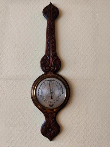 Vintage barometer beschikbaar voor biedingen