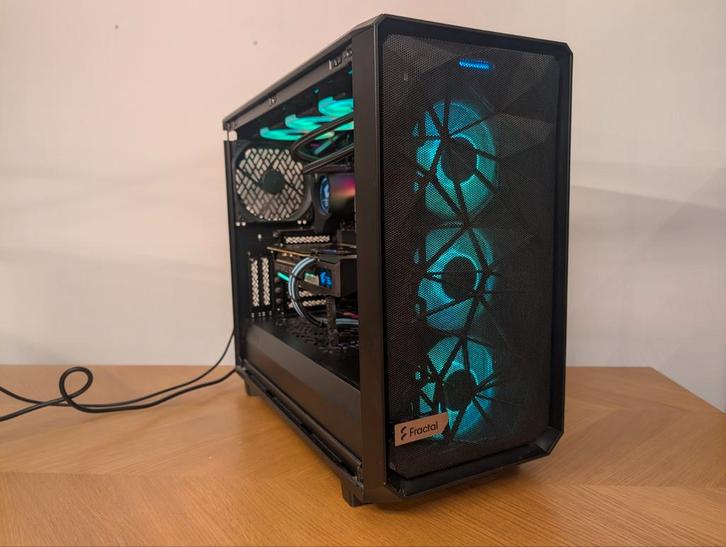 Gaming PC AORUS RTX 3070 - Ryzen 5 - 32GB DDR4 - 1 TB SSD, Computers en Software, Desktop Pc's, Zo goed als nieuw, 3 tot 4 Ghz