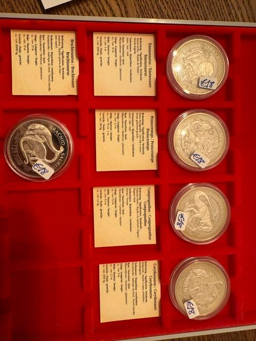 Penningen van Dinosauriërs, Postzegels en Munten, Penningen en Medailles, Overige materialen, Ophalen of Verzenden