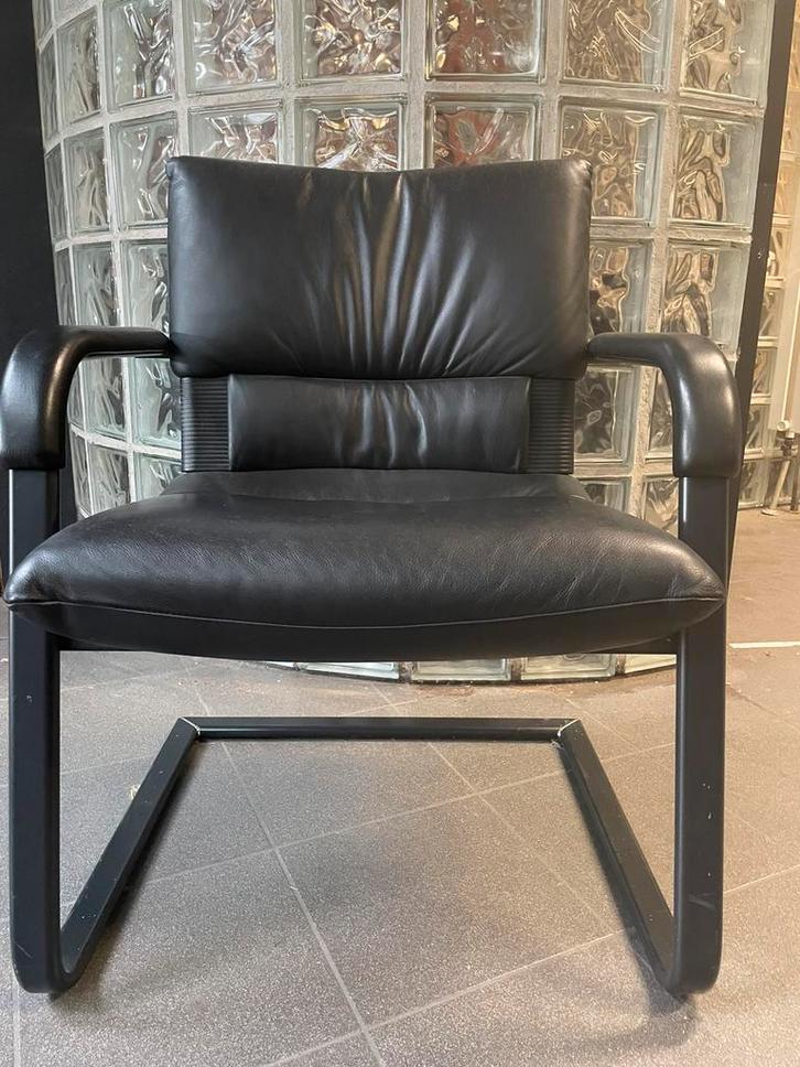 Chaises Mario Bellini, Antiek en Kunst, Kunst | Designobjecten